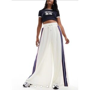 NWT Ellesse Womens Lillie wide leg track pants in off white size 4